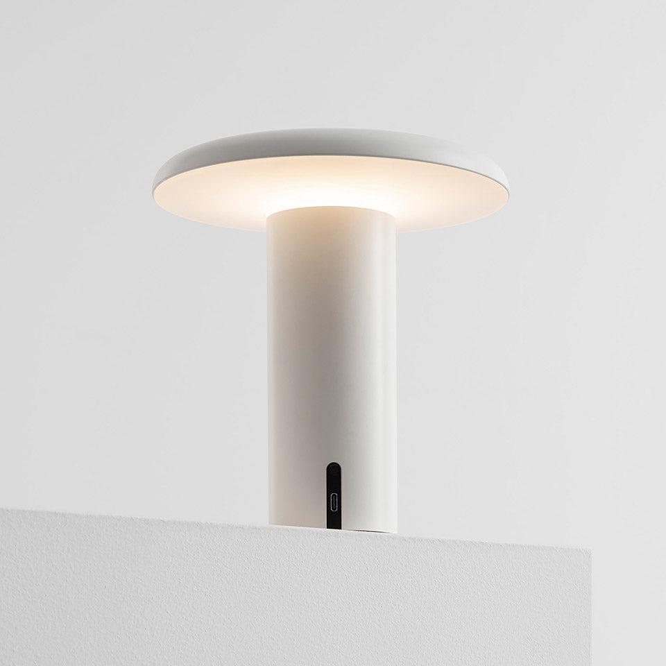 Lampe portable Artemide Takku