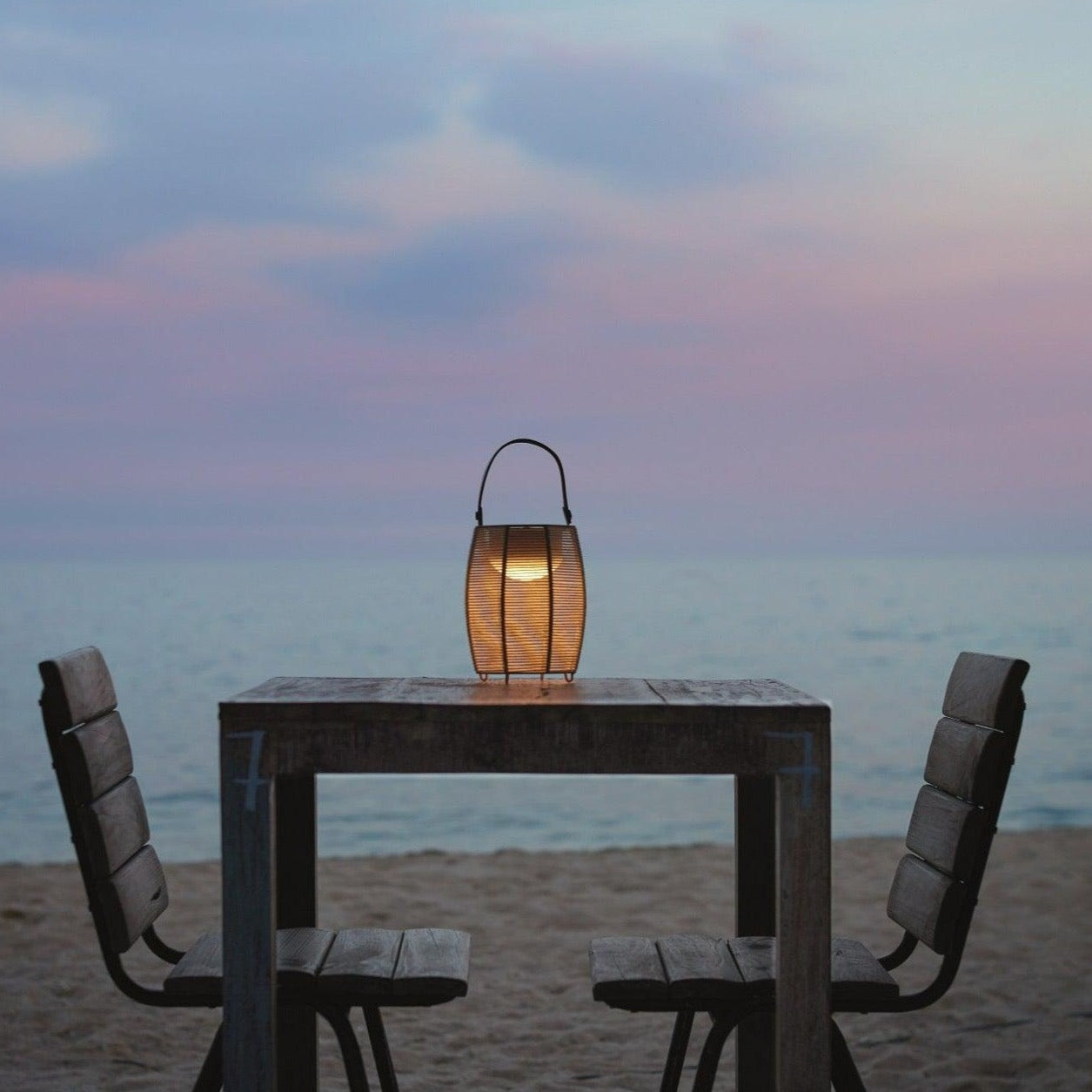 Lampe de table portable Bover Tanit (M/29/R)