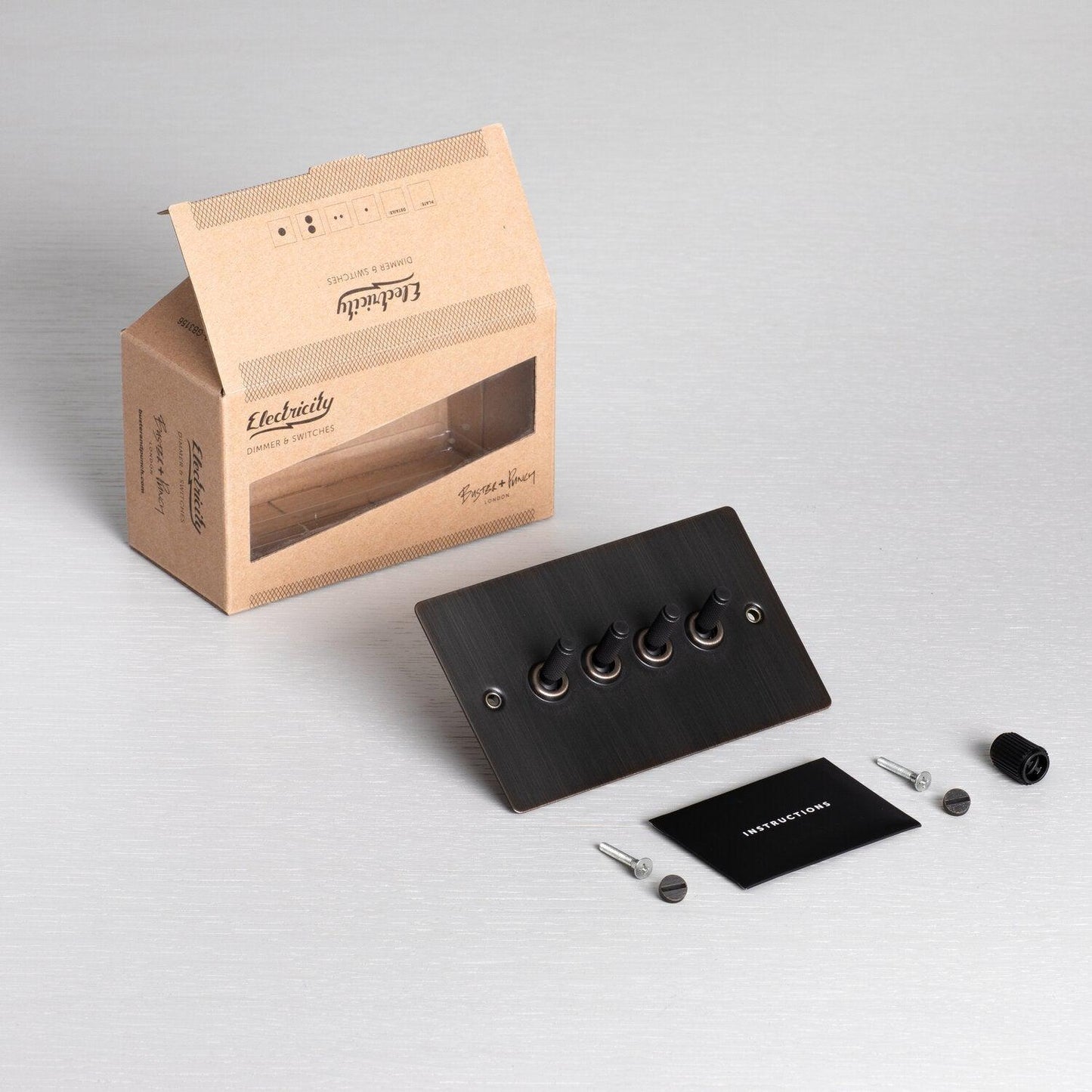 Interrupteur à bascule Buster + Punch en bronze fumé 4G