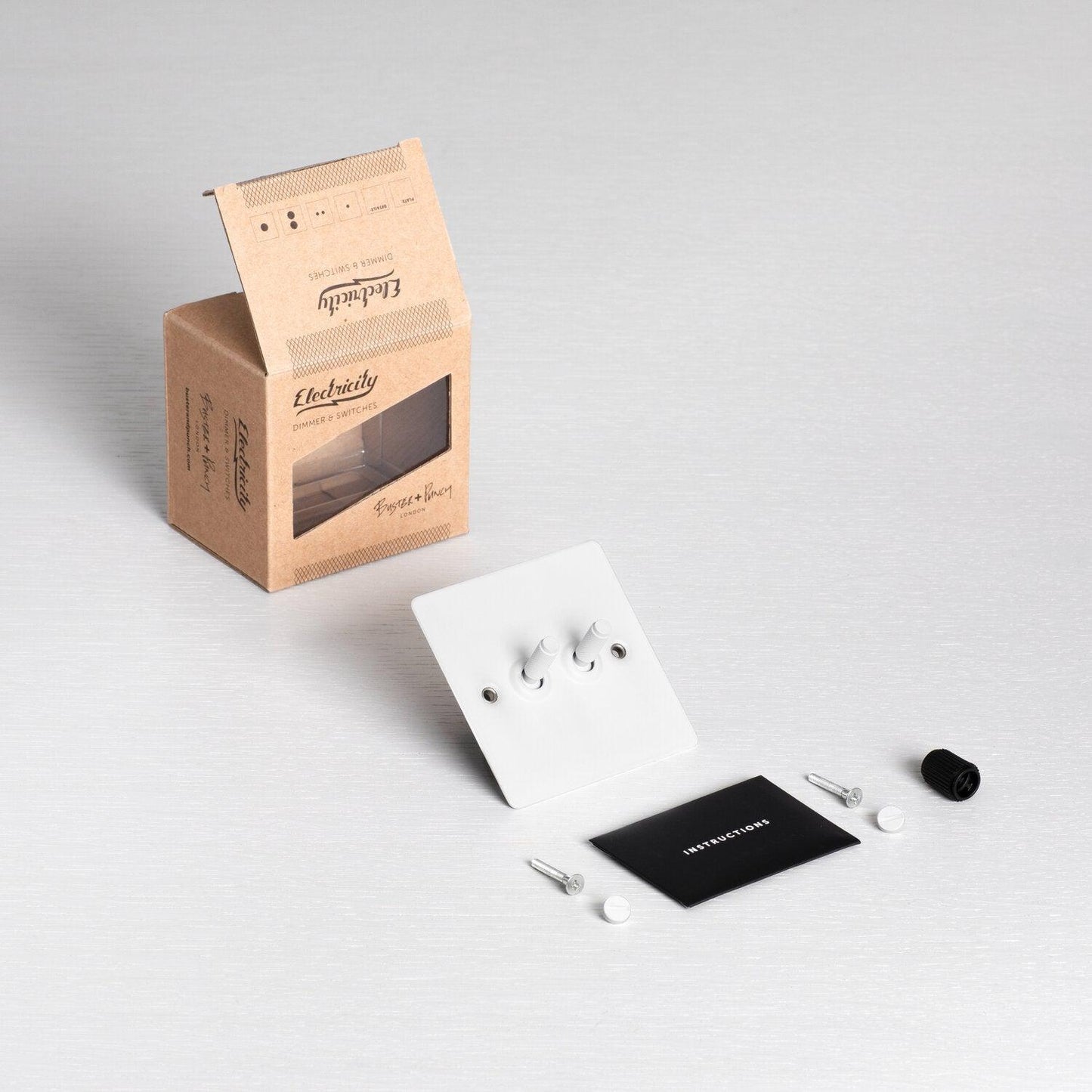 Interrupteur à bascule Buster + Punch blanc 2G