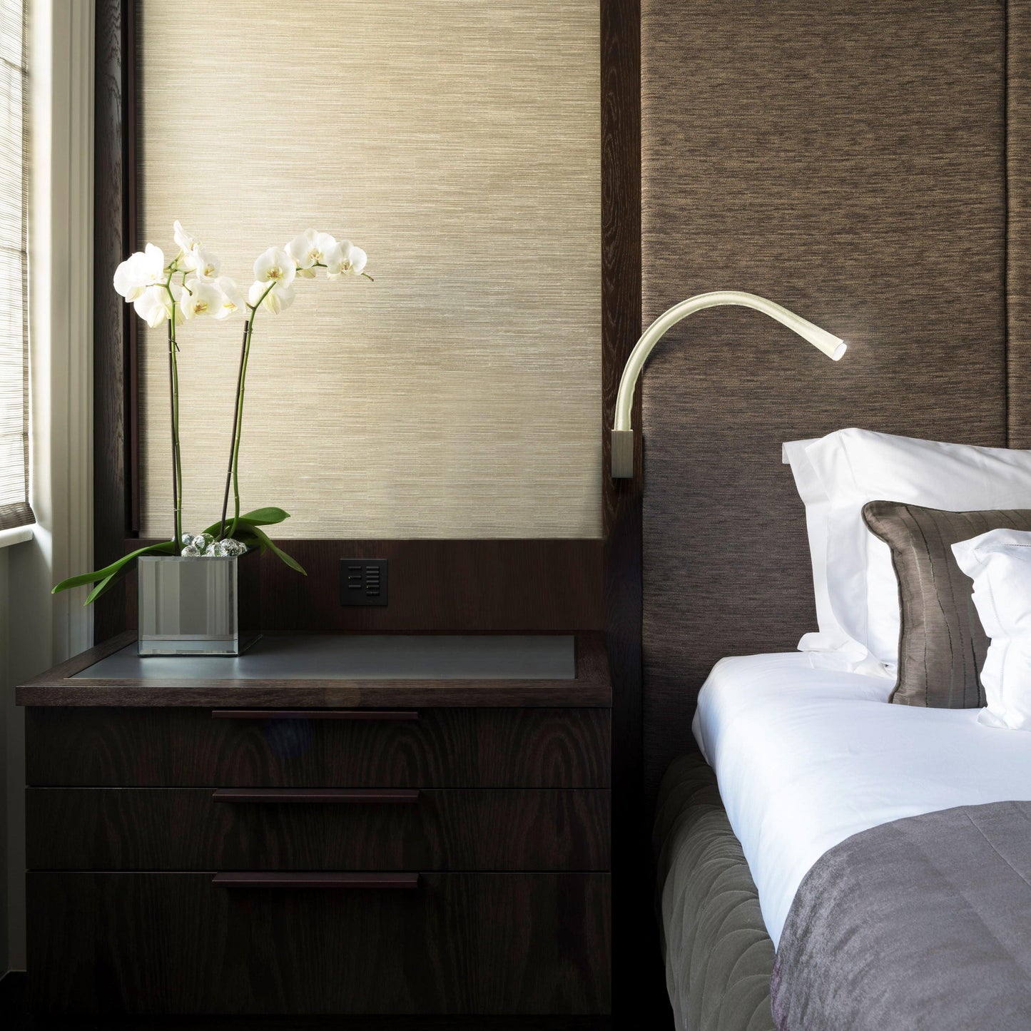 Applique murale en cuir flexible Contardi