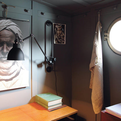 Lampe Gras No.210 de DCW Editions