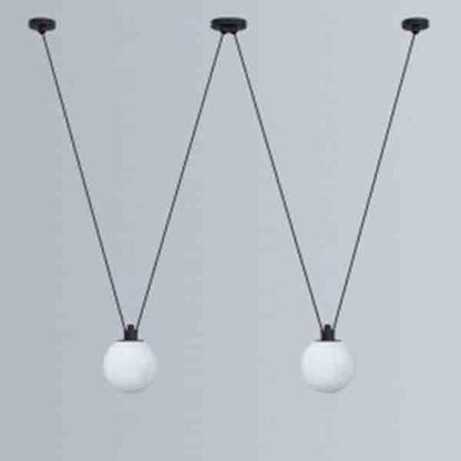 DCW Editions Les Acrobates De Gras No. 324 Corps Seul