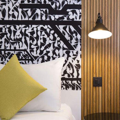 Applique murale DCW Editions Mantis BS5 SW (interrupteur sur la base)