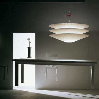 Suspension lumineuse flottante Ingo Maurer