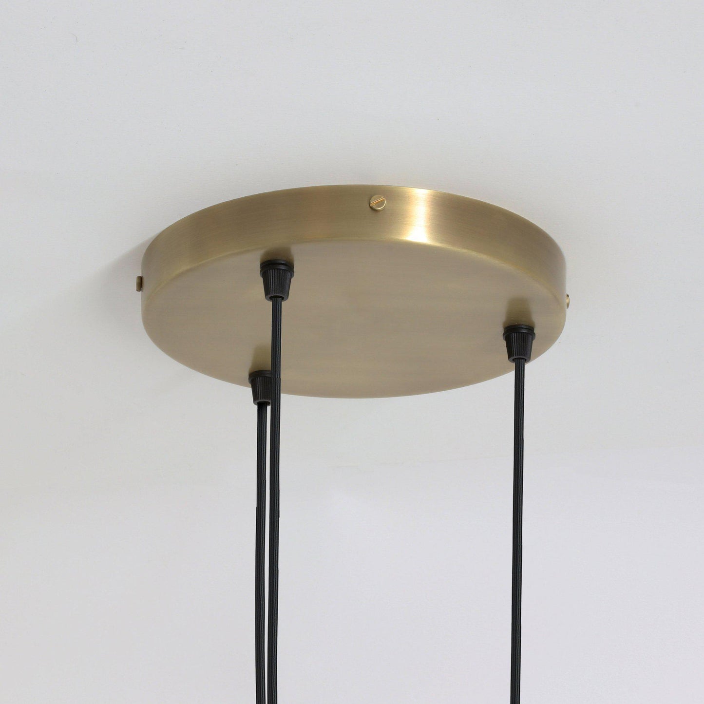 Suspension Flume 3 Drop de J. Adams &amp; Co.