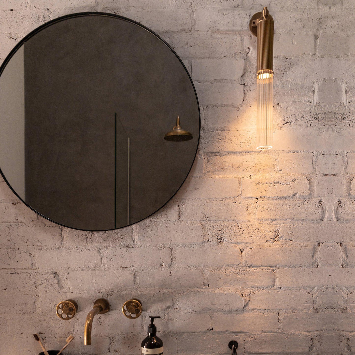 Applique murale Flume de J. Adams &amp; Co