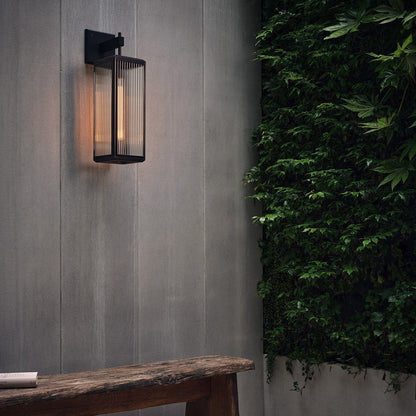 Applique murale lanterne lilas J. Adams &amp; Co