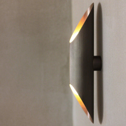 Applique murale Vector de J. Adams &amp; Co