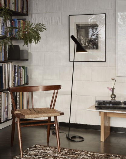 Lampadaire Louis Poulsen AJ