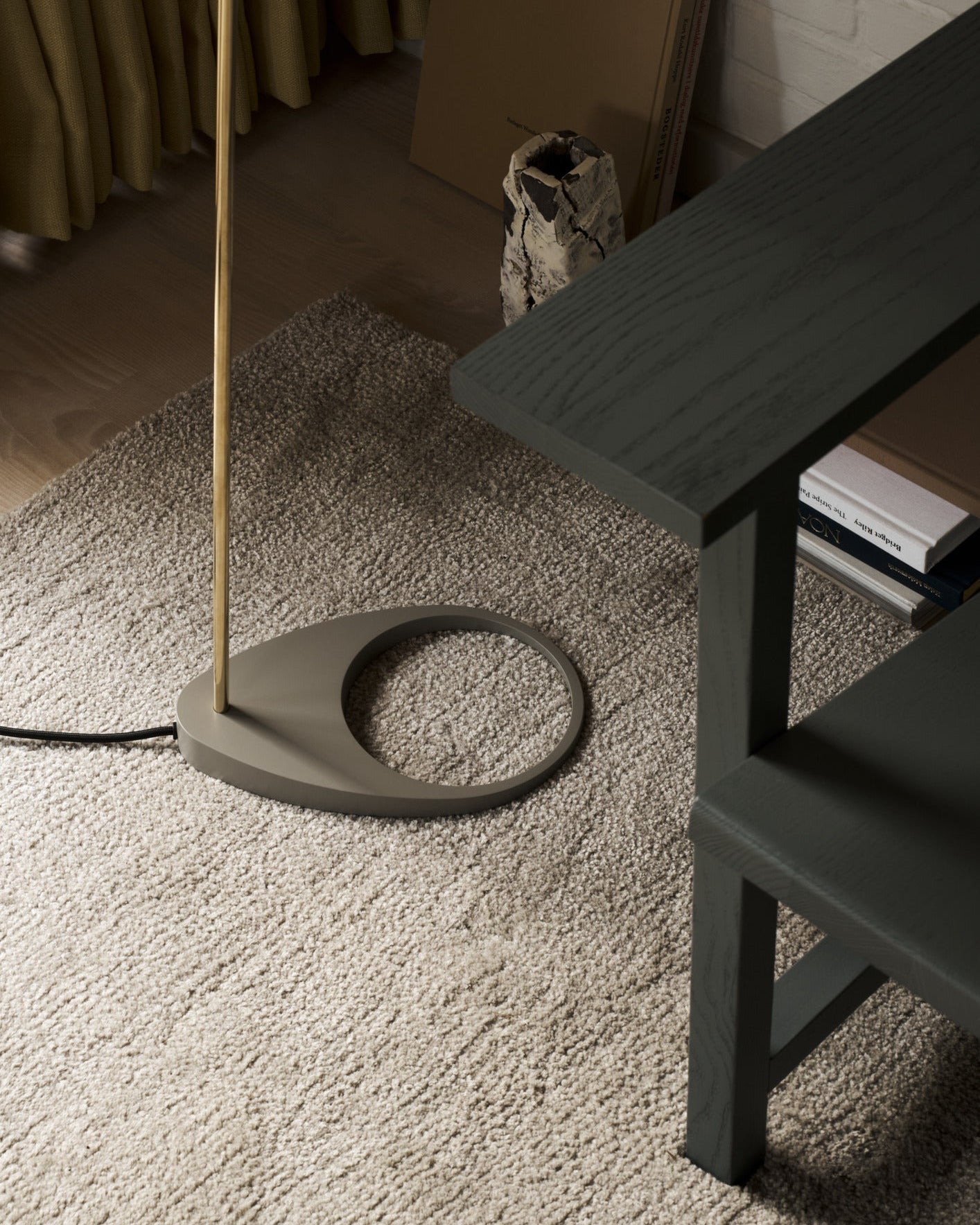 Lampadaire Louis Poulsen AJ