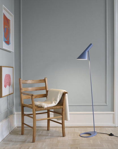Lampadaire Louis Poulsen AJ