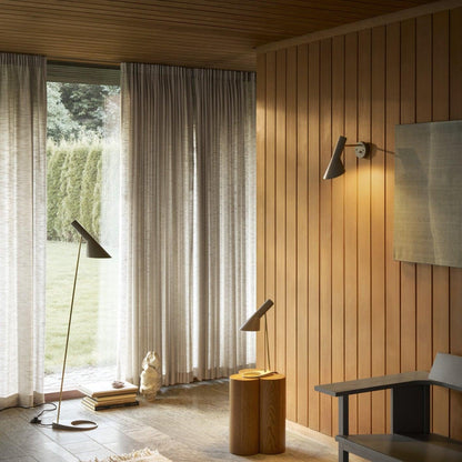 Lampadaire Louis Poulsen AJ