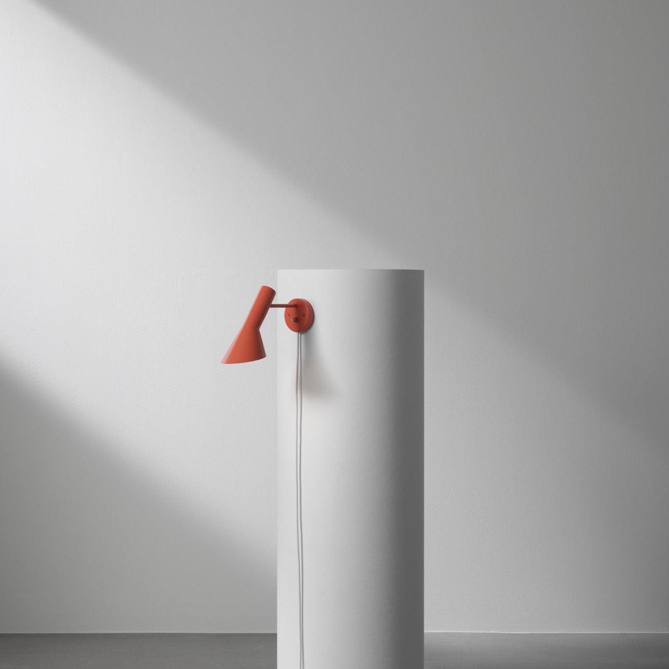 Applique murale Louis Poulsen AJ