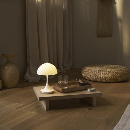 Lampe de table portable Louis Poulsen Panthella 160