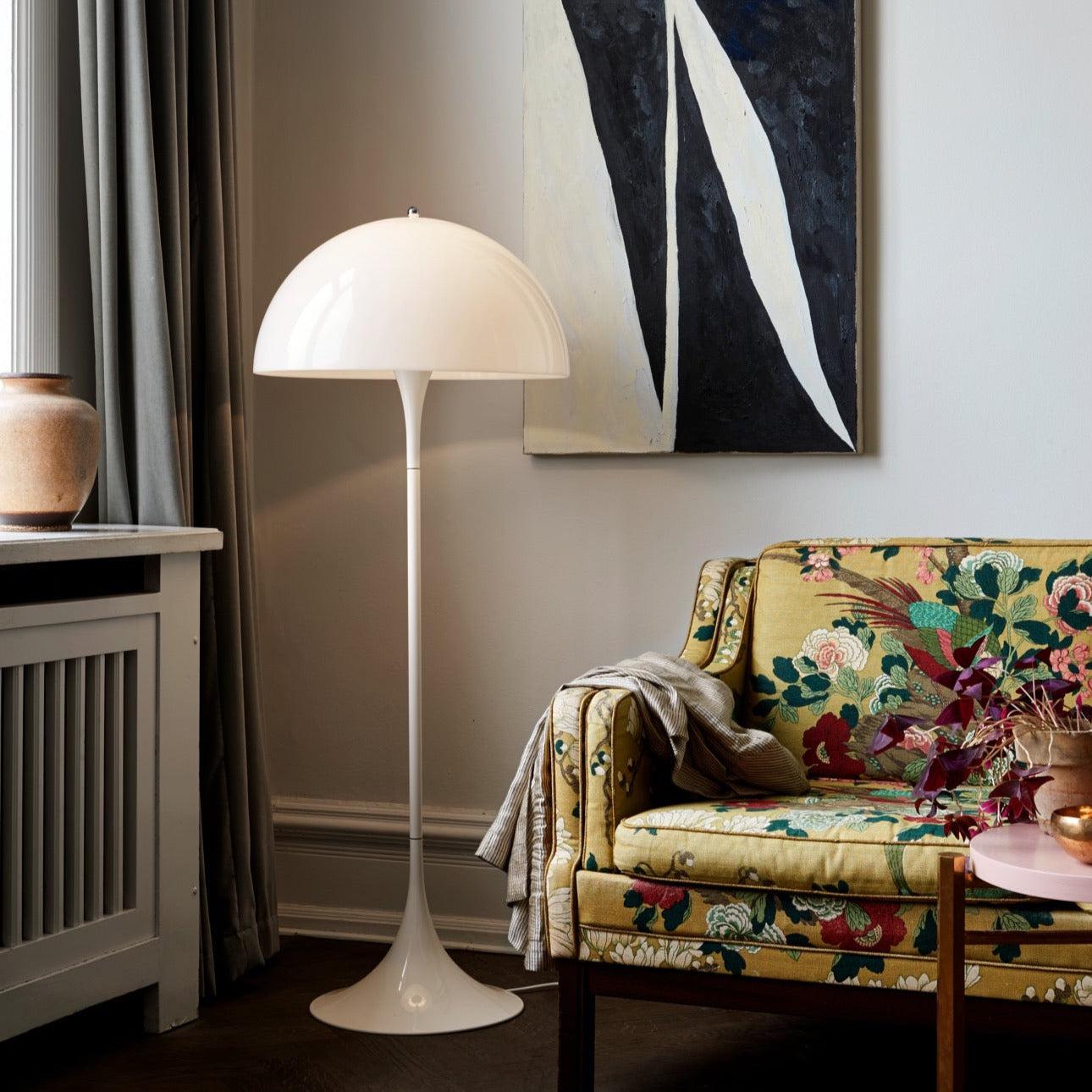 Lampadaire Panthella de Louis Poulsen