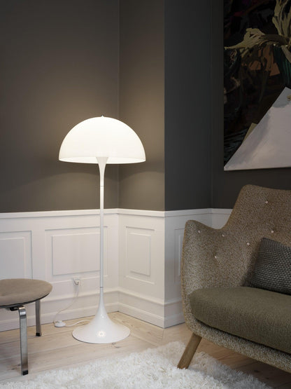 Lampadaire Panthella de Louis Poulsen