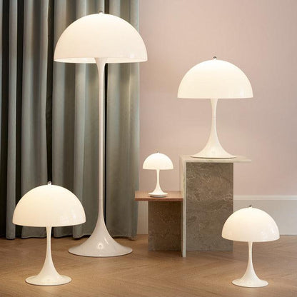 Lampadaire Panthella de Louis Poulsen
