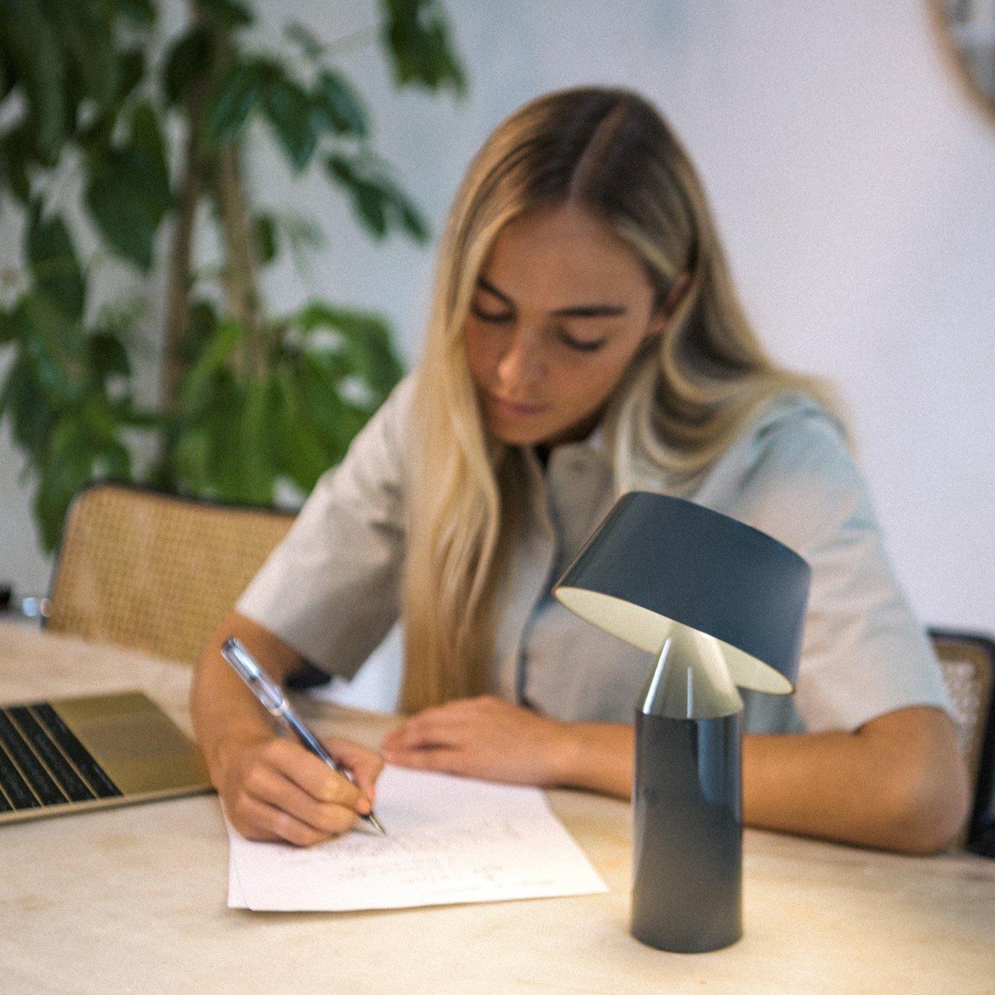 Lampe de table portative Marset Bicoca