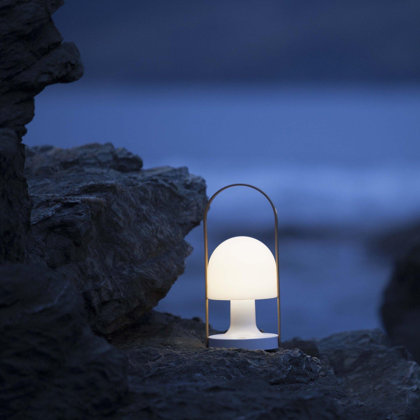 Lampe de table portative FollowMe de Marset