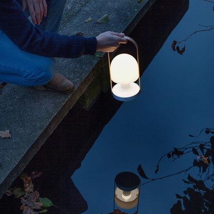 Lampe de table portative FollowMe de Marset