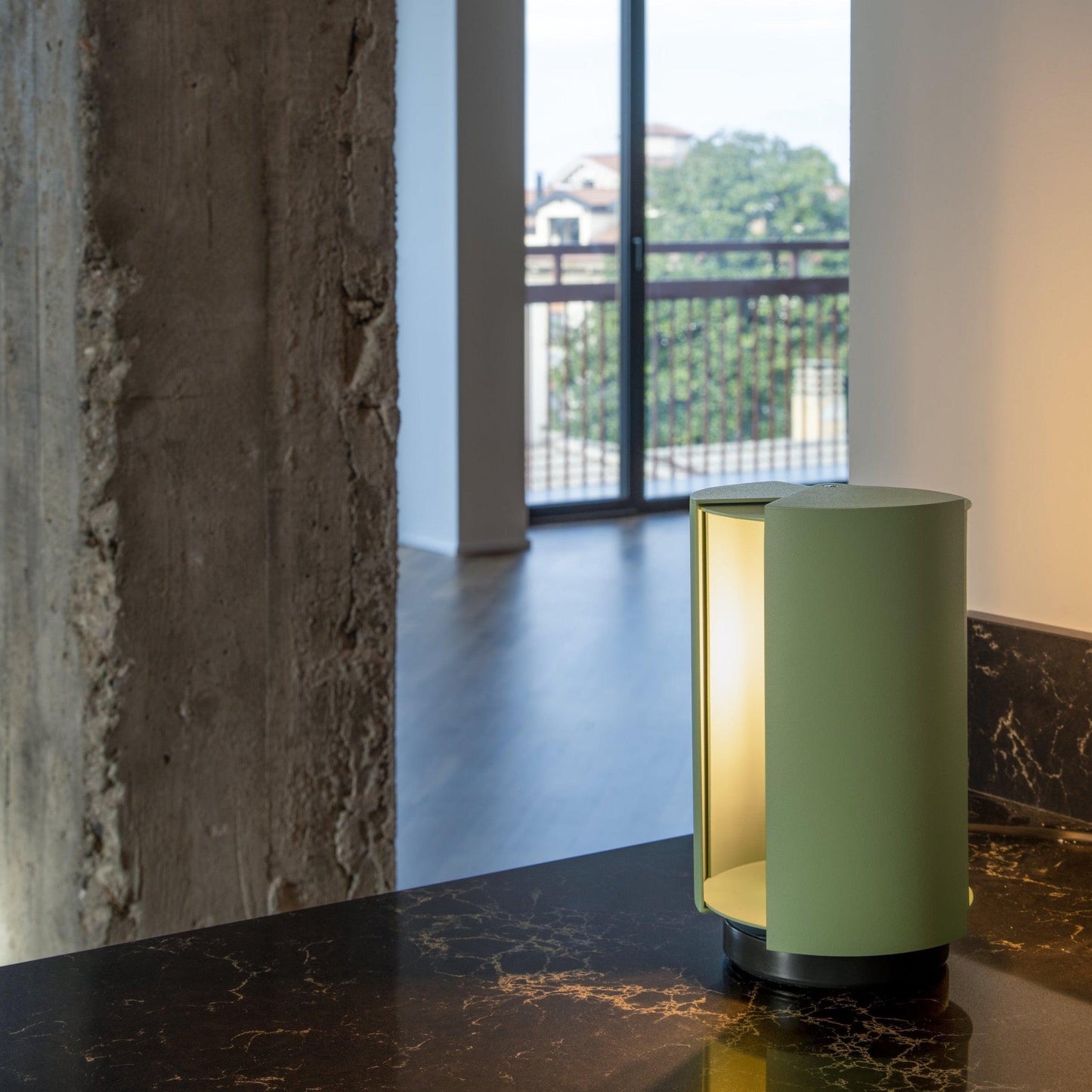 Lampe de table Nemo Pivotante à Poser