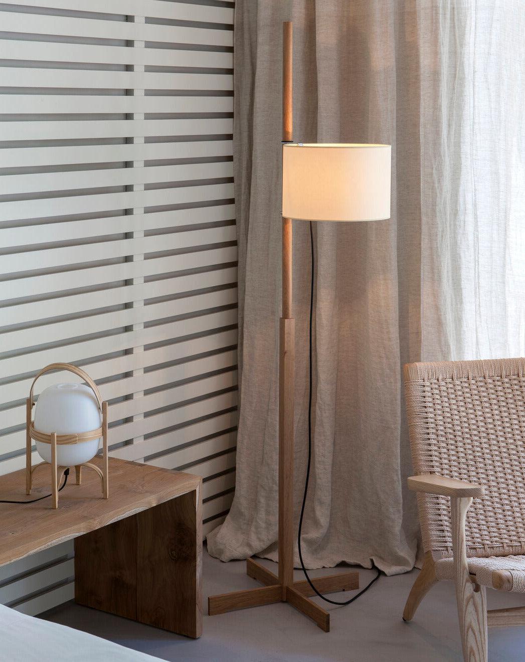 Lampadaire Santa &amp; Cole TMM