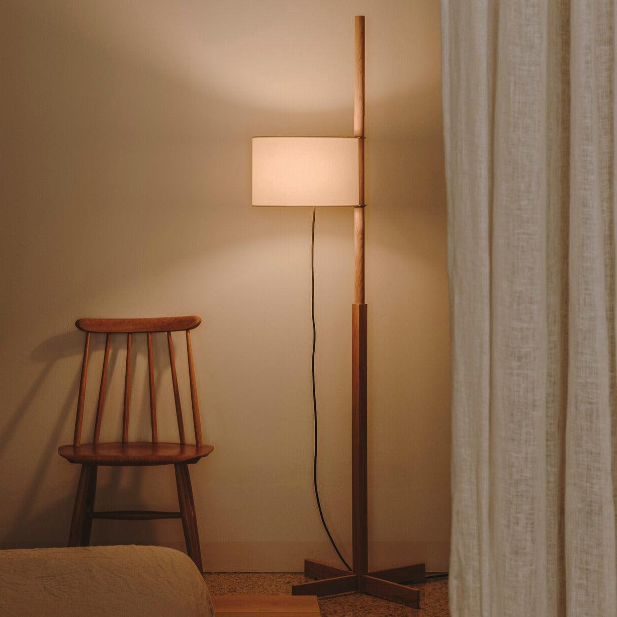 Lampadaire Santa &amp; Cole TMM