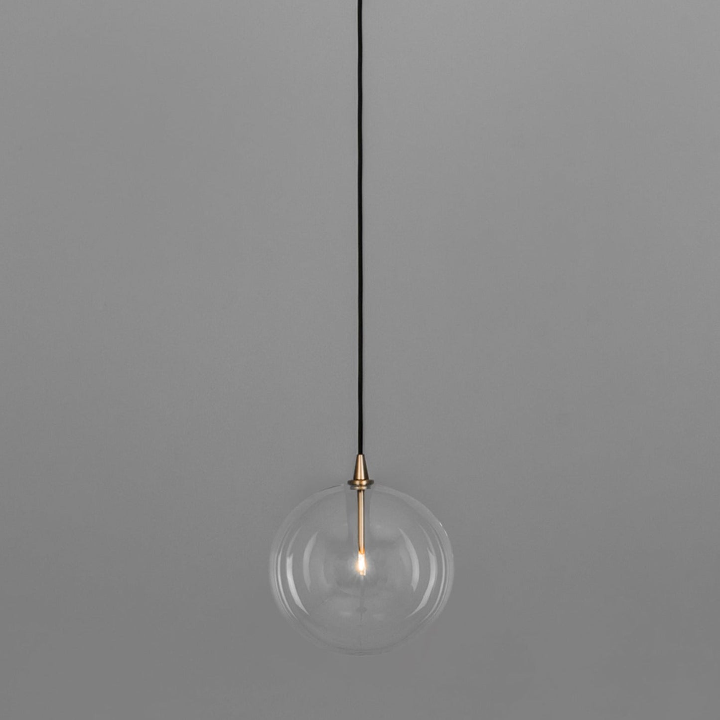 Suspension globe en verre Schwung