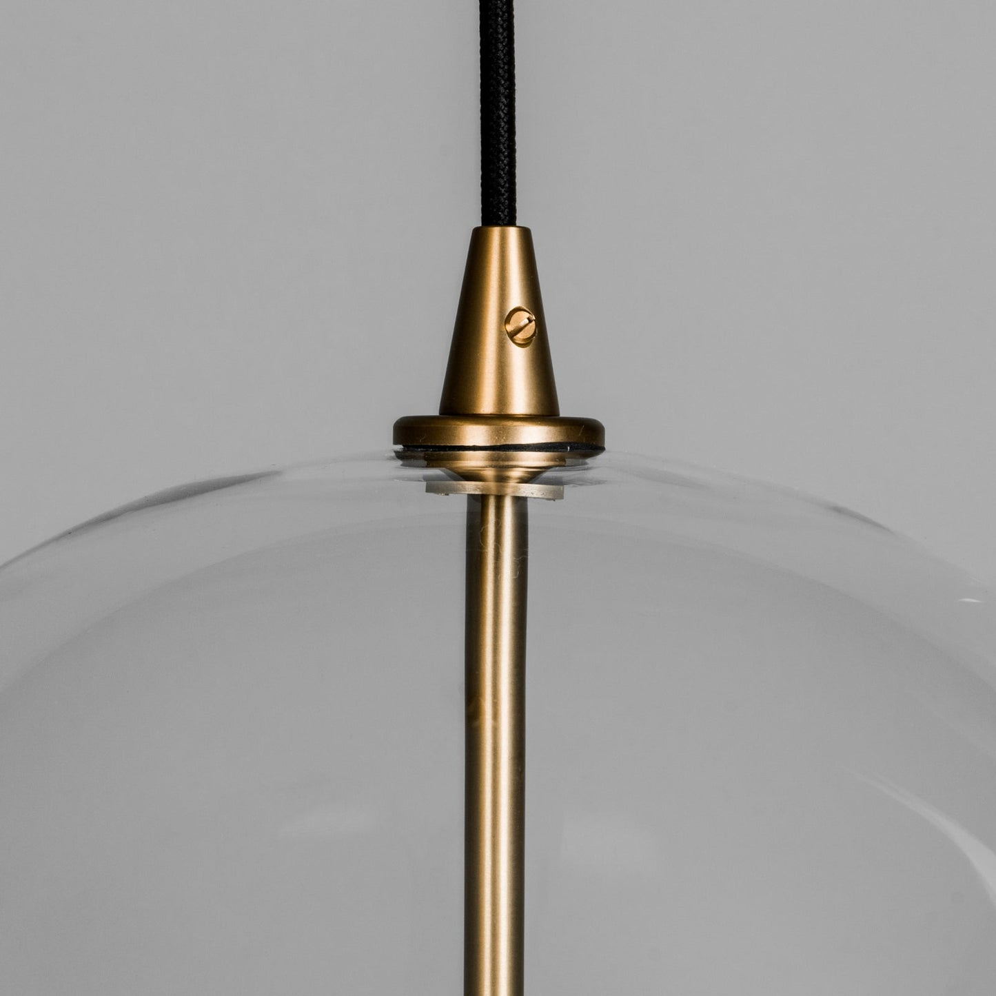 Suspension globe en verre Schwung