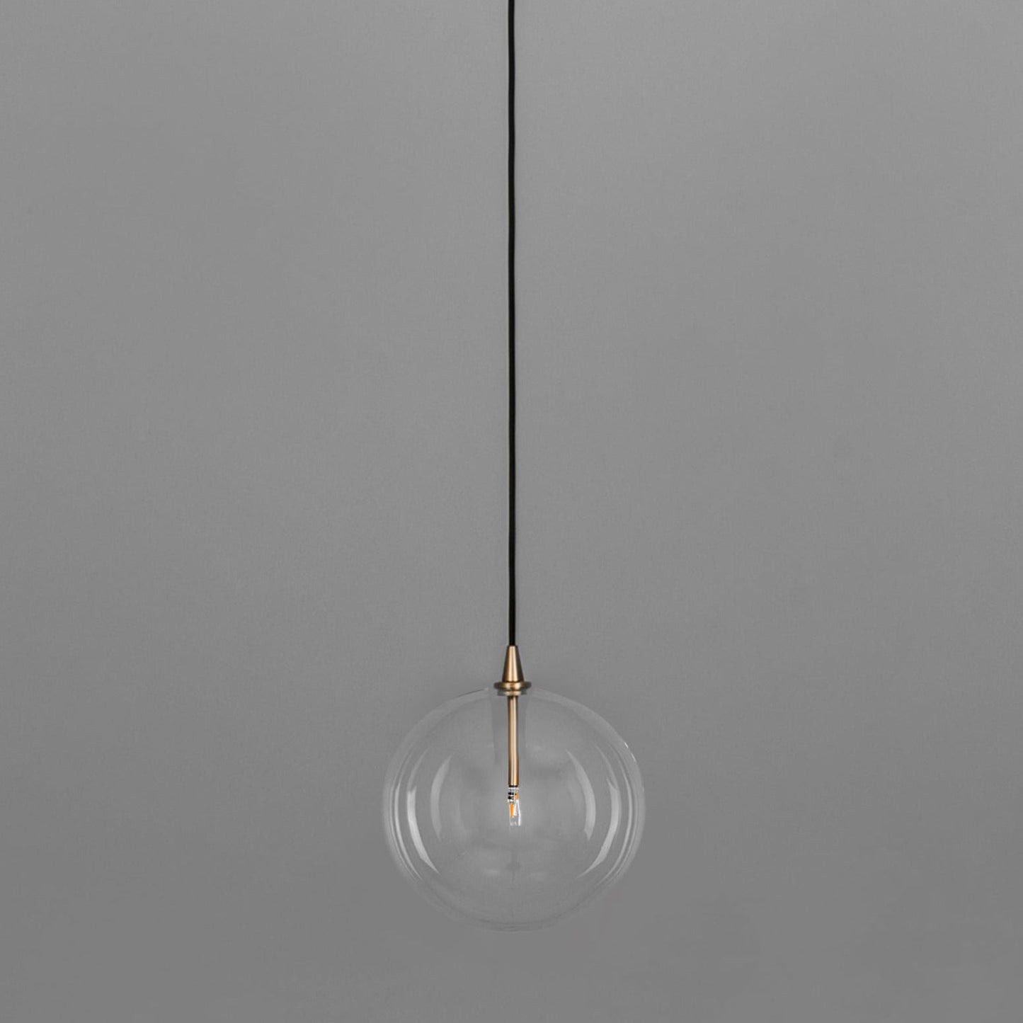 Suspension globe en verre Schwung