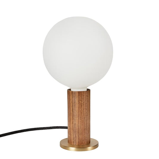 Lampe de table Tala Knuckle en noyer