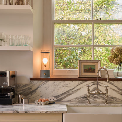 Lampe de table portable Tala Muse