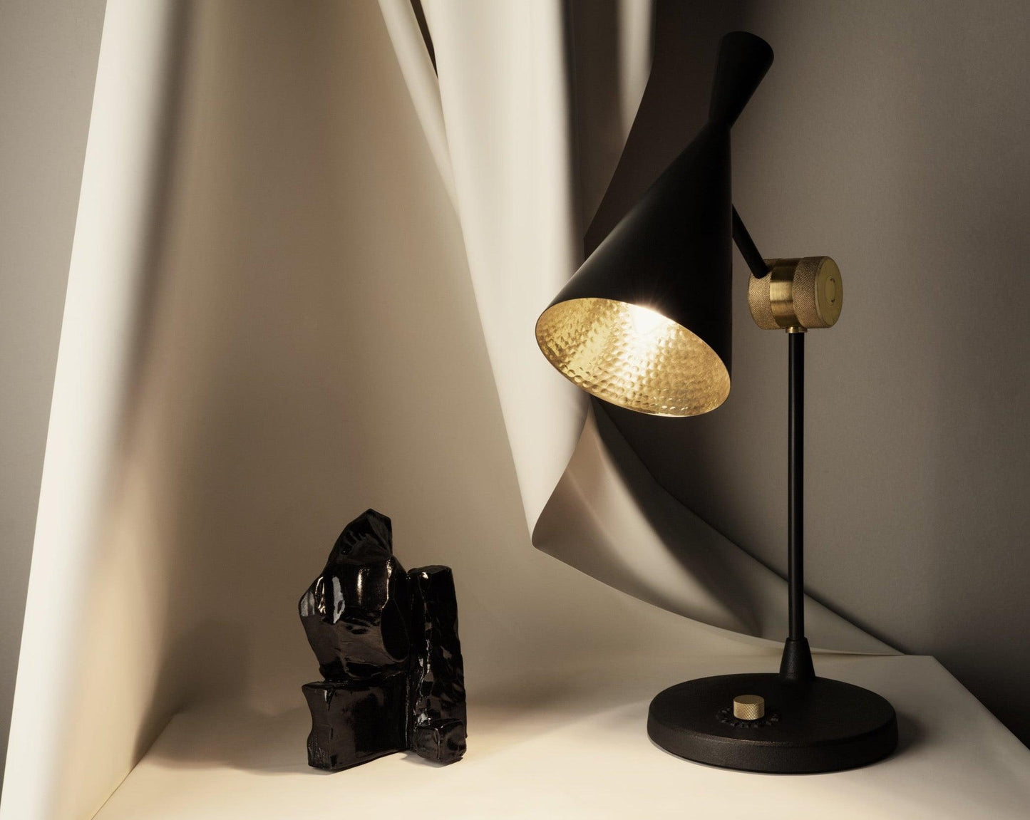 Lampe de table Tom Dixon Beat noire
