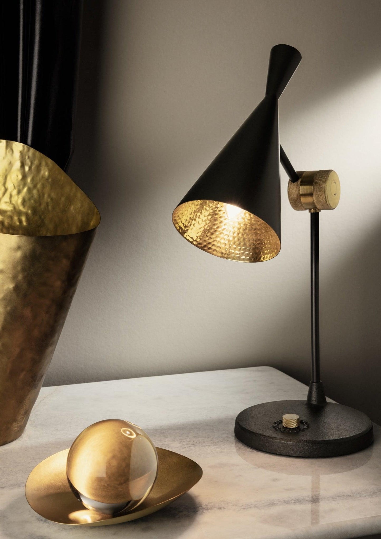 Lampe de table Tom Dixon Beat noire