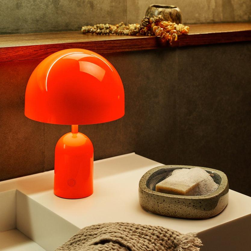 Lampe de table portable Tom Dixon Bell