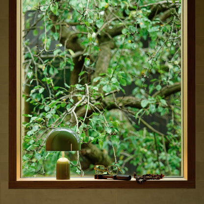 Lampe de table portable Tom Dixon Bell