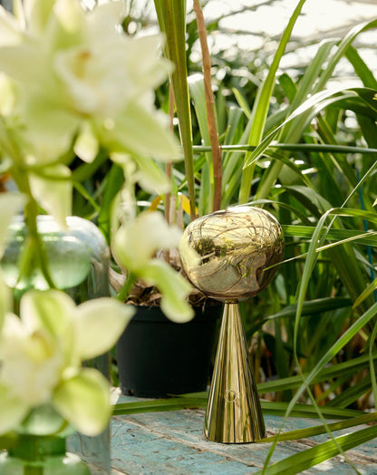 Lampe de table portable Tom Dixon Melt dorée