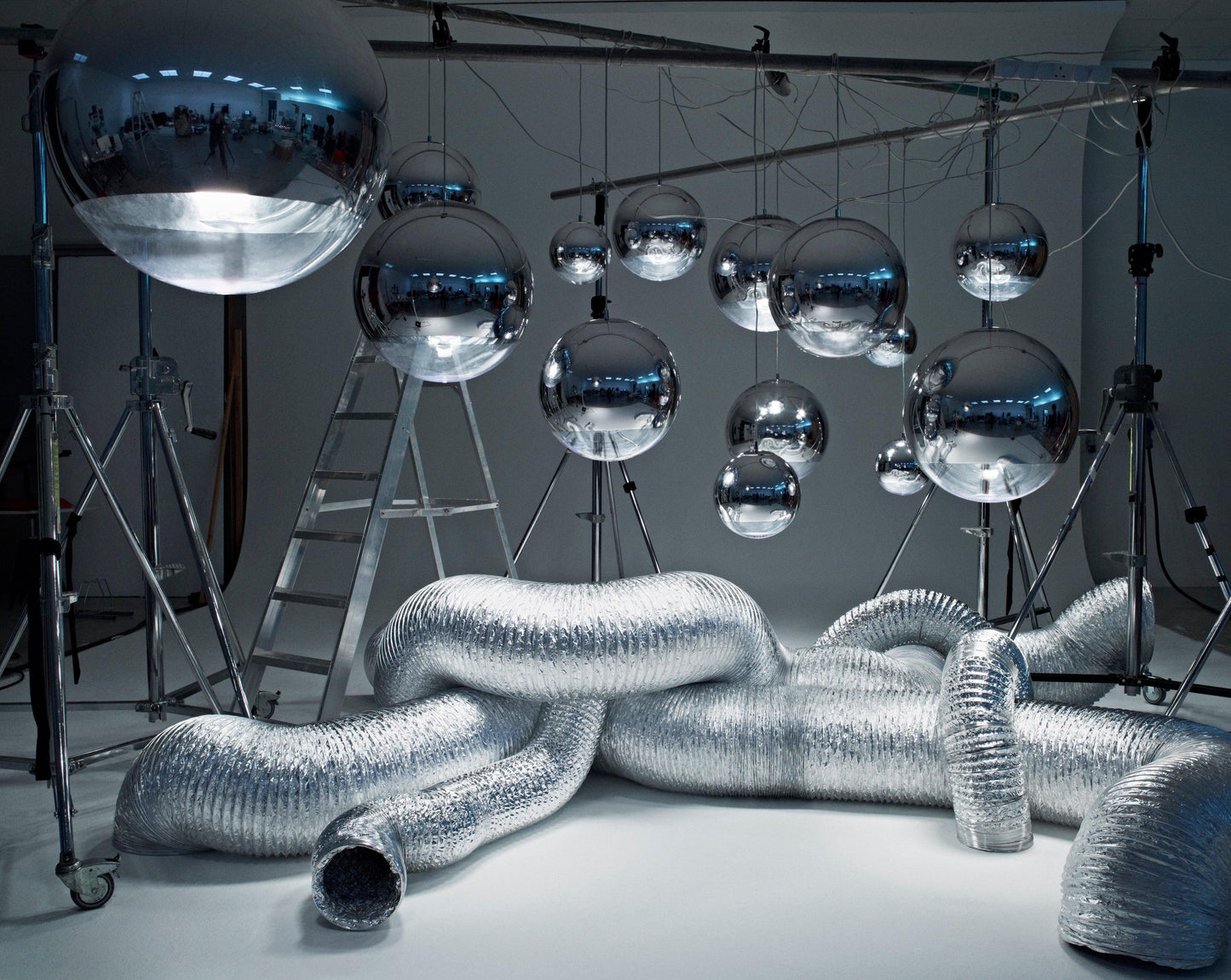 Suspension LED Tom Dixon Mirror Ball argentée